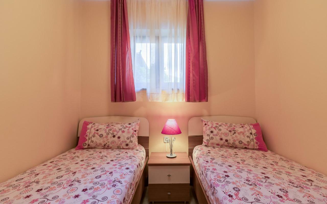 Apartmani Kazun - App1 Fažana エクステリア 写真