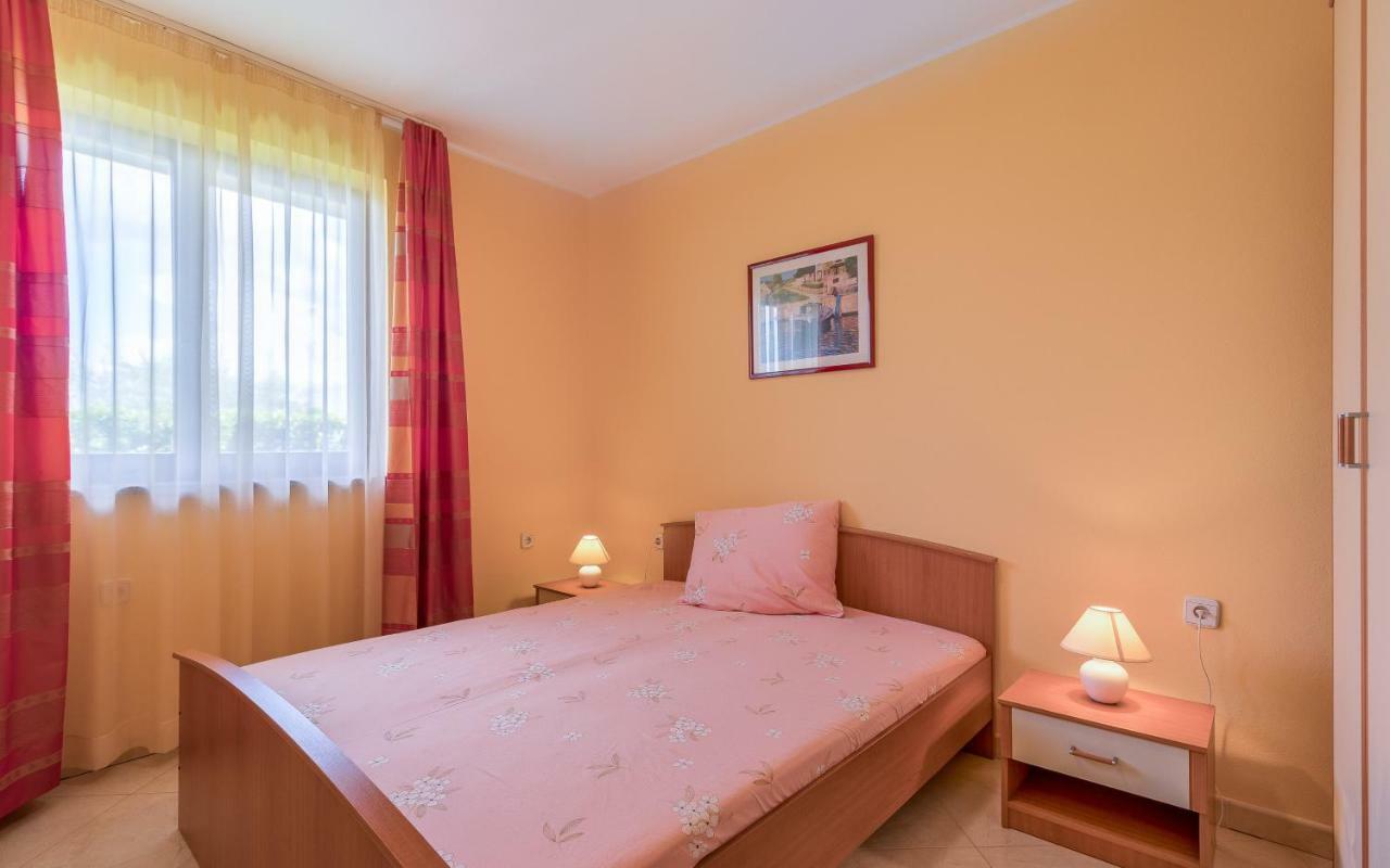 Apartmani Kazun - App1 Fažana エクステリア 写真